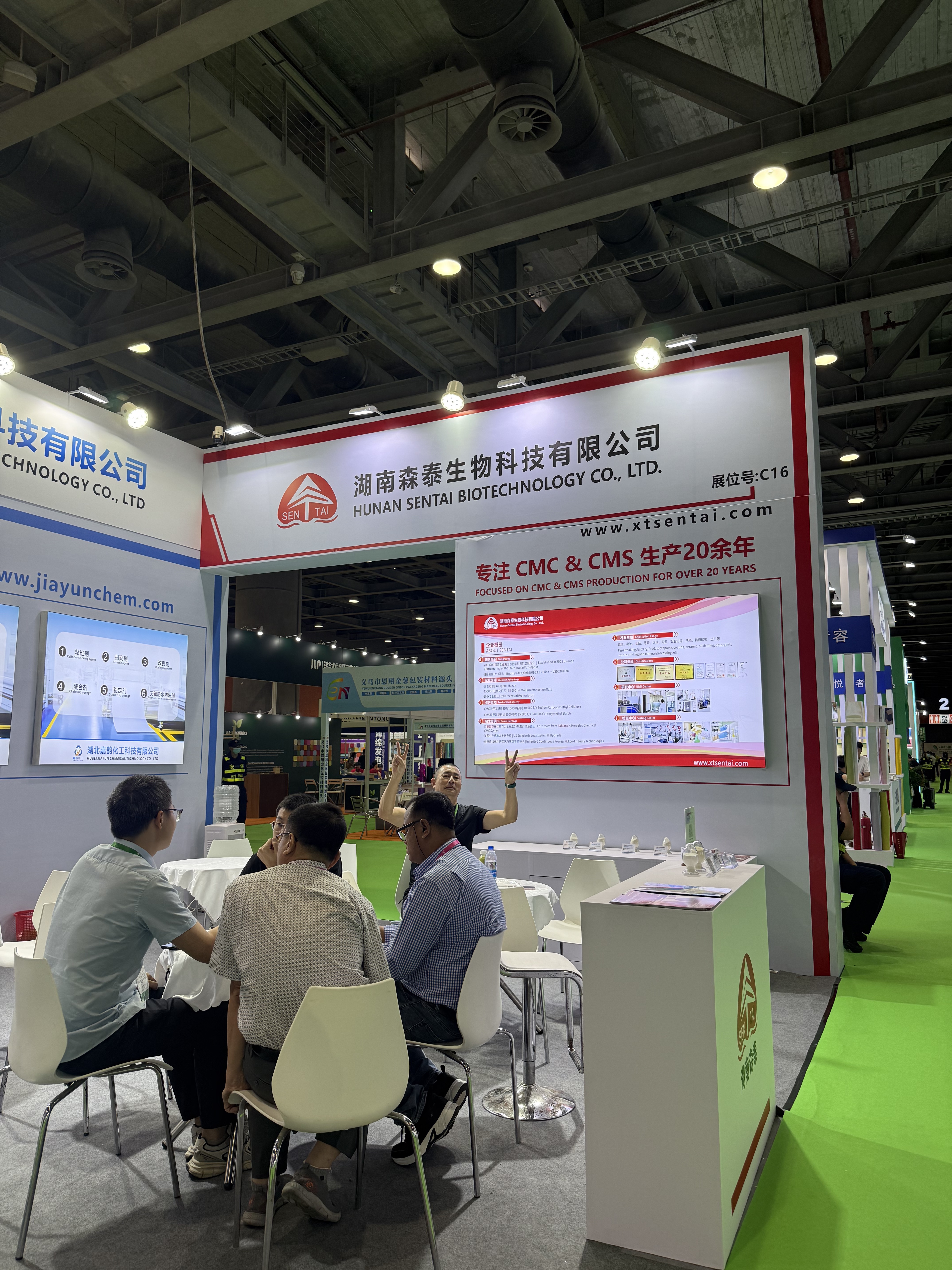 a7376a9e-e3a8-4f07-84b1-2d7c28329ce9.jpg
